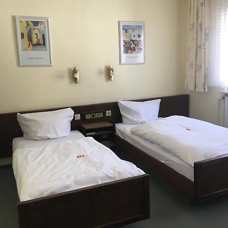 Zum Lowen Hotel Weiterstadt Εξωτερικό φωτογραφία