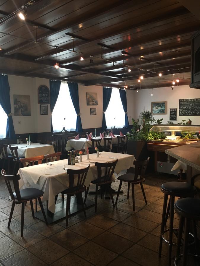 Zum Lowen Hotel Weiterstadt Εξωτερικό φωτογραφία