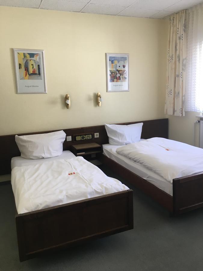 Zum Lowen Hotel Weiterstadt Εξωτερικό φωτογραφία